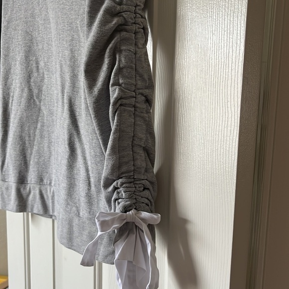 HALOGEN gray pullover sweatshirt from Nordstrom size XS - Picture 4 of 5